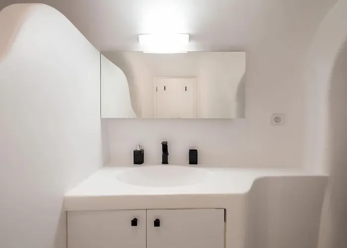 Akrotiri Hidden Gem Tatil Evi *