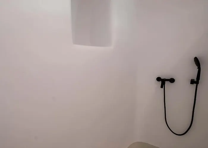 Holiday home Akrotiri Hidden Gem *