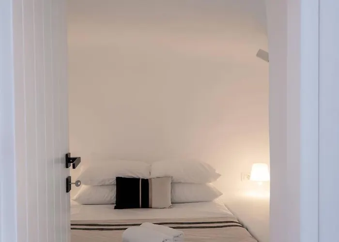 Akrotiri Hidden Gem * Akrotírion